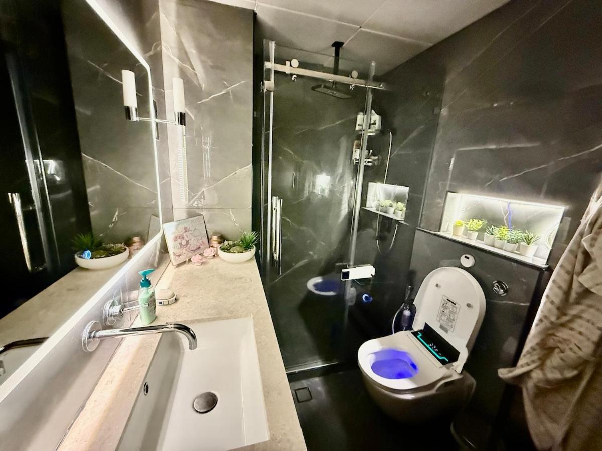 Bahay bakasyunan Oceana Residences *